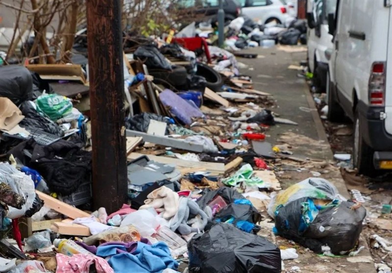 ادامه اعتصاب کارگران شهرداری در انگلیس